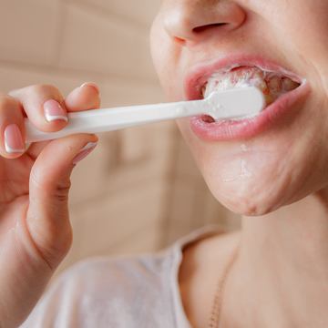 10 Tips On How To Improve Gum Health Quickly